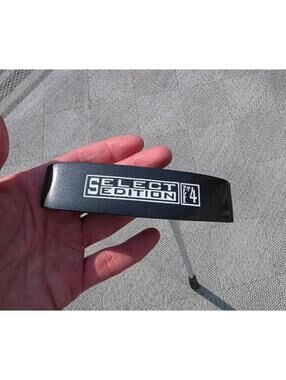 Select Edition 4 Golf Putter RH Black Silver Tour Grip
